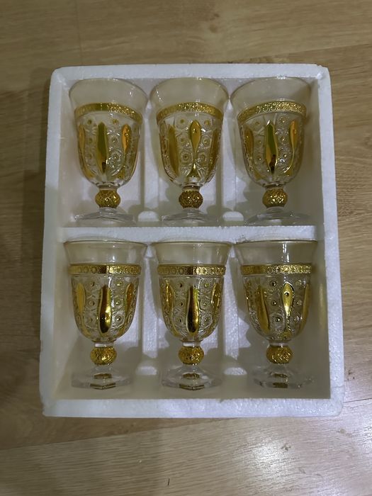 Set pahare plus carafa / set pahare aurite / set pahare simple