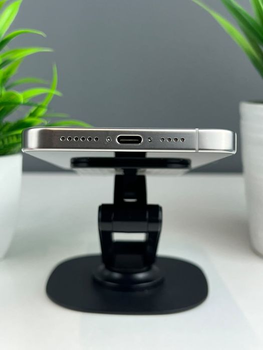 Телефон Apple iPhone 15 Pro Max 256GB