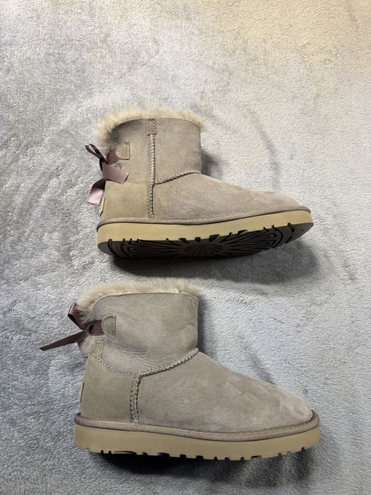 Ugg Mini Bailey 36 noi new