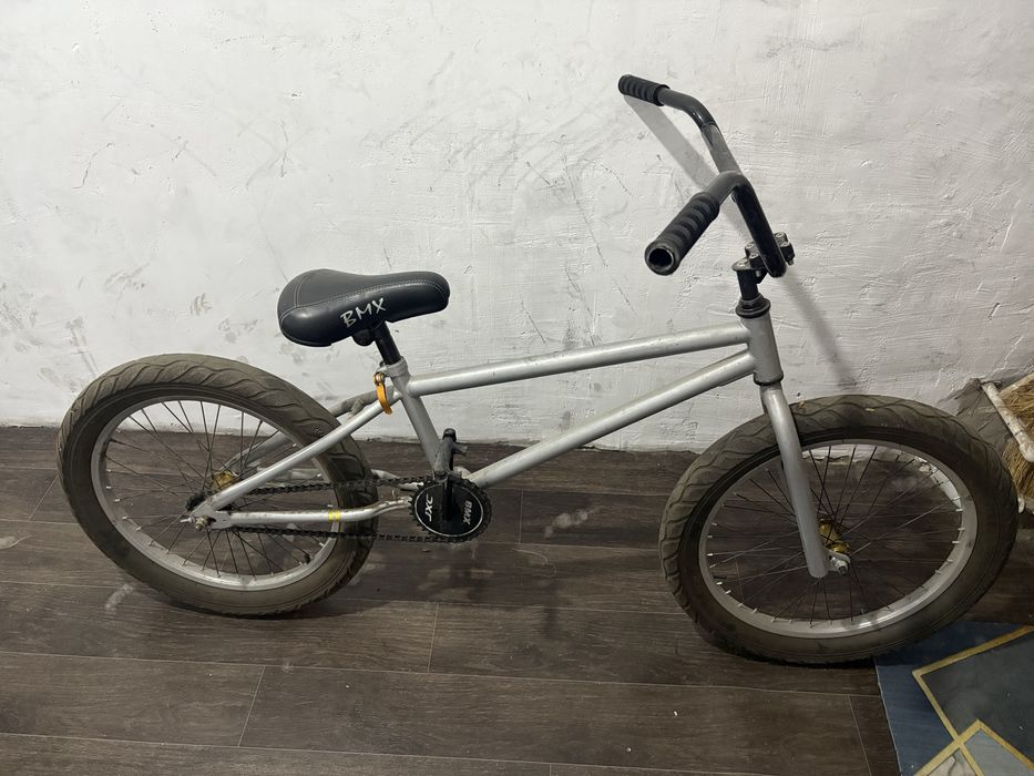 Продам велосипед bmx 45500, в хорошем состоянии