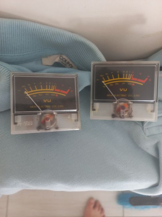 Magnetofon vumetre Akai stare foarte buna se potrivesc la mai multe modele Akai