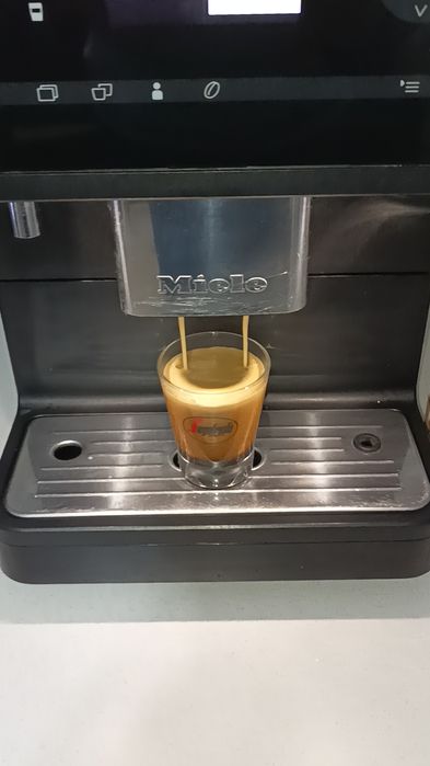 Espressor aparat cafea expresor Miele