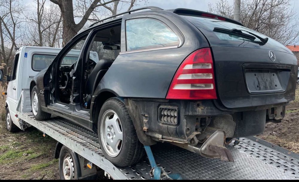 Mercedes C220CDI facelift на части