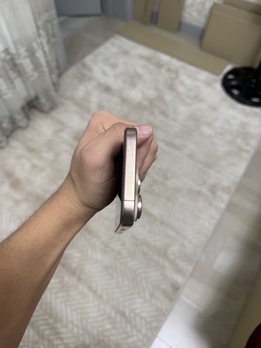 Iphone 16 pro yengide