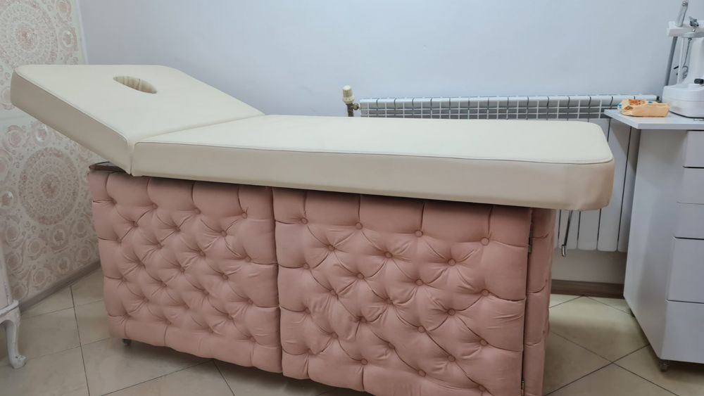 Масажна кушетка/ Луксозна