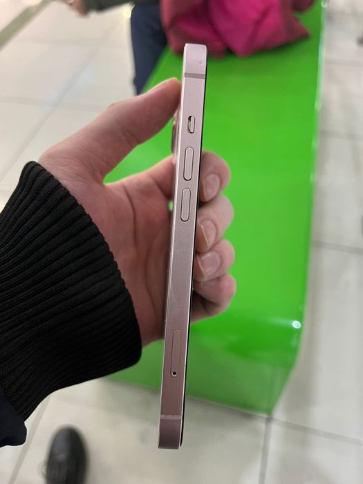 Айфон 13 128 iphone

Продаю