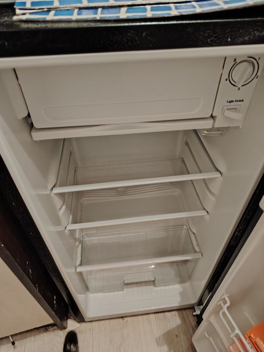 Продам мини холодильник. Б/у в отличном состоянии.