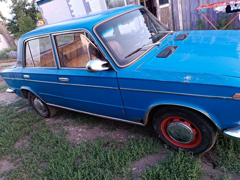 Продам ваз 2103 ,