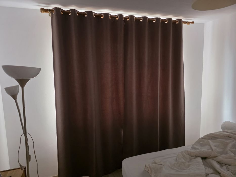 Vand galerie dubla cu perdele si draperii blackout incluse
