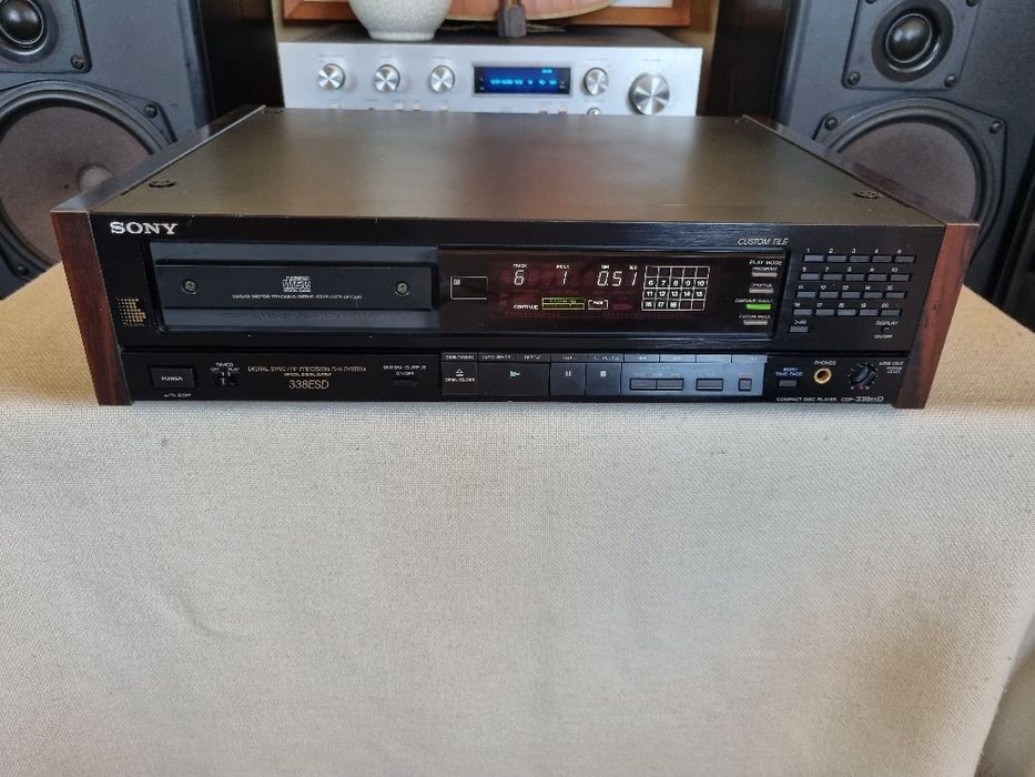 Cd Player Sony CDP - 338 ESD. Perfect functional.