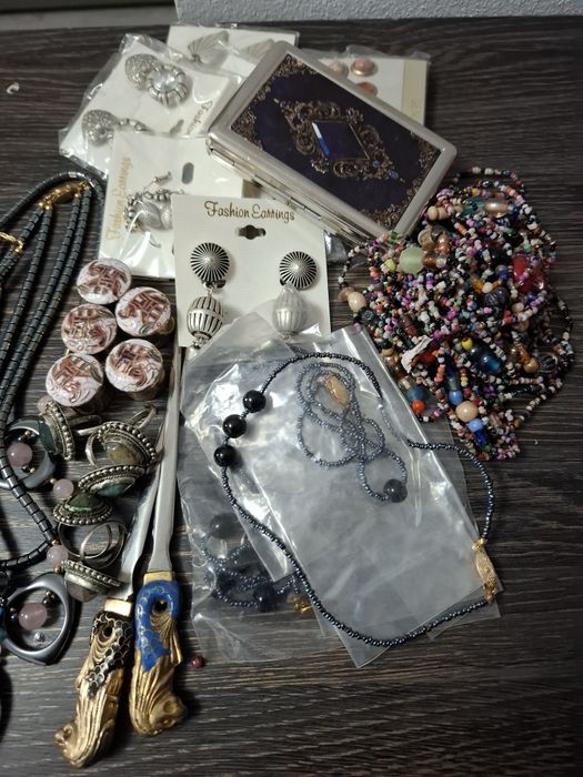 Margele,bijuterii podoabe