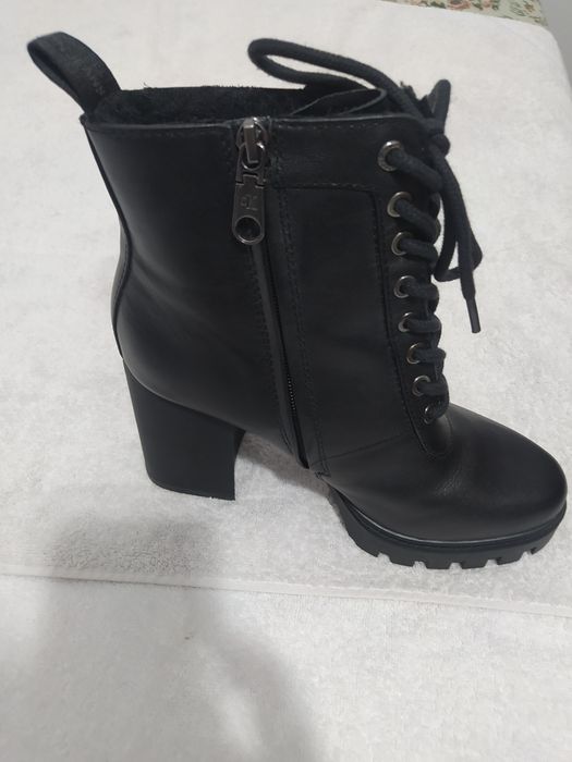 Нови дамски боти Calvin Klein ест.кожа ном.38
