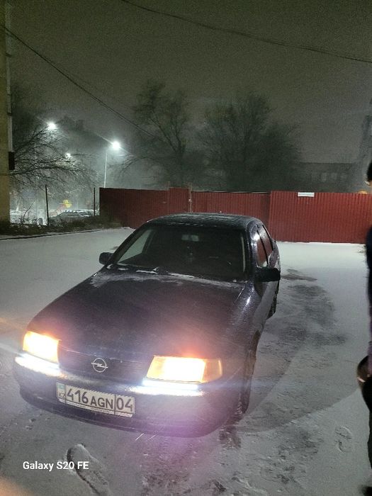 Опел вектра а 1993