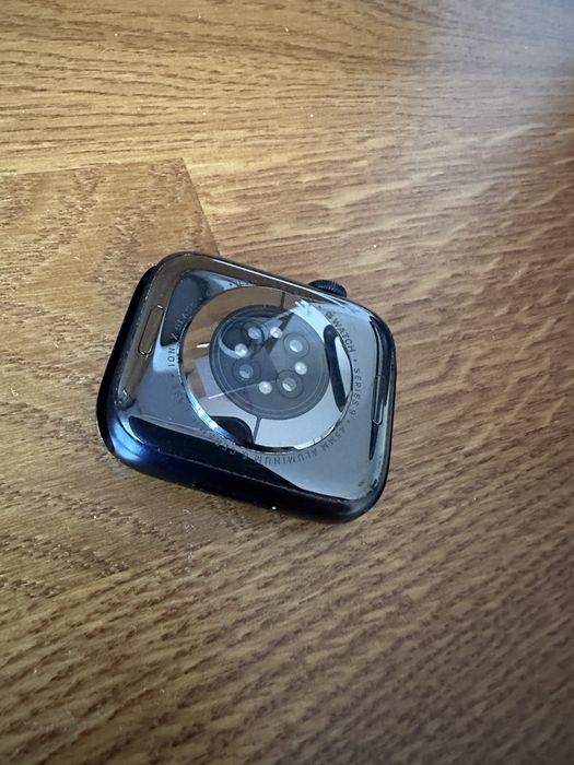 Apple Watch 9 / 45mm / Celluar + GPS