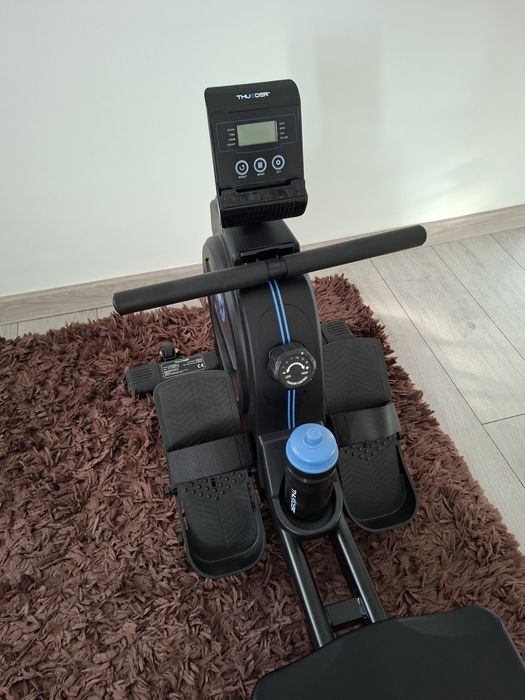 Aparat pentru vaslit Thunder