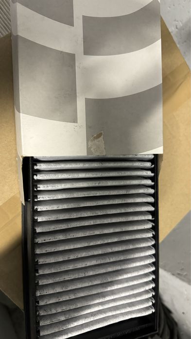 Filtru polen original cu carbon e70 e71 x5 x6