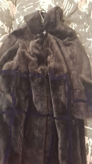 Продам норковую шубу