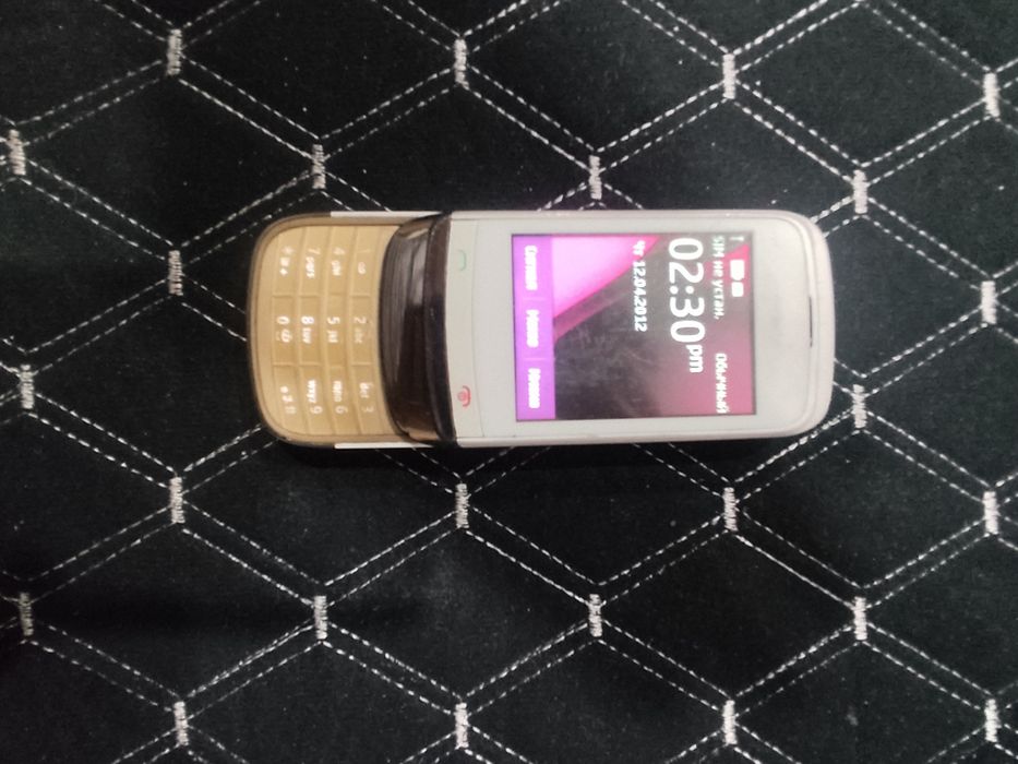 Продам Нокиа слайдер