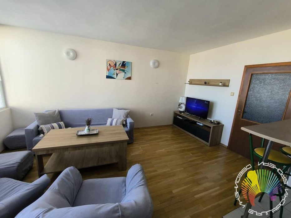 Дава се под наем Двустаен апартамент в Бургас, Лазур - 70 кв.м за 357 € - Снимка #1