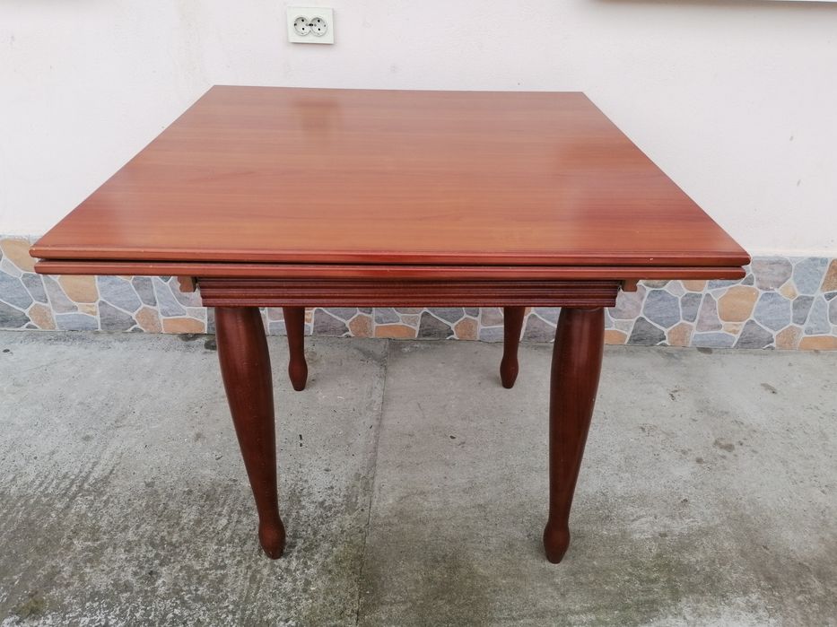 Masă extensibilă