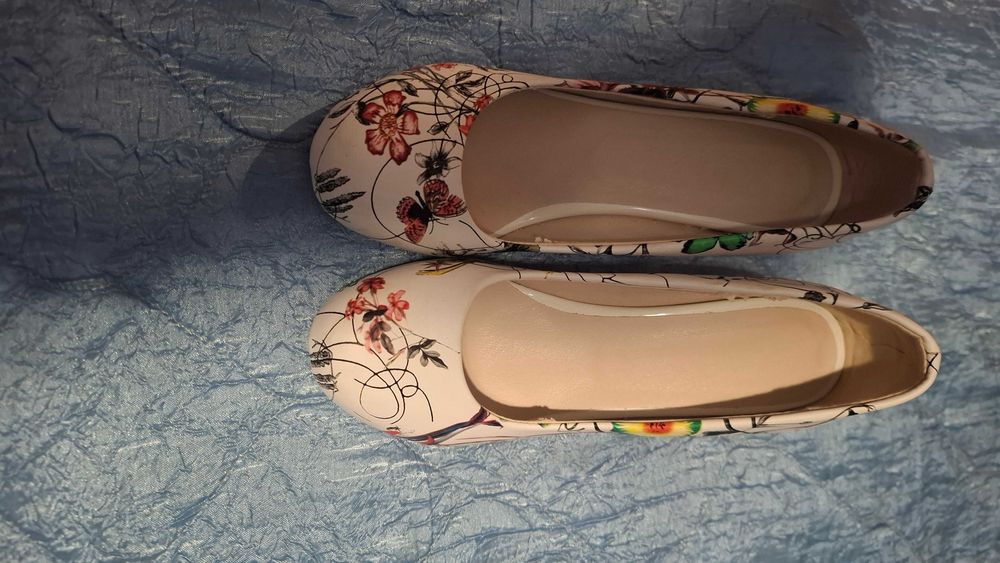 Чисто нови обувки