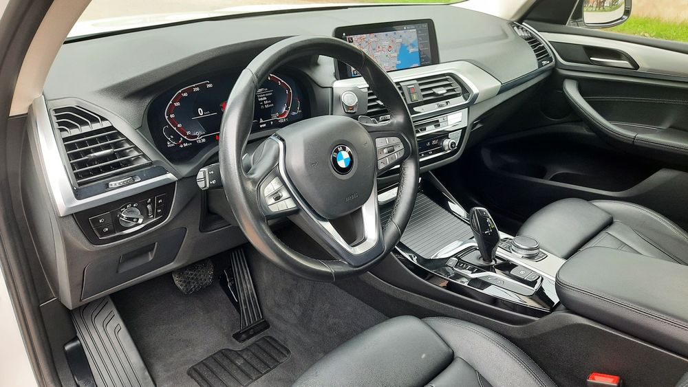 BMW X3  An:2020 x-line 190CP Automata