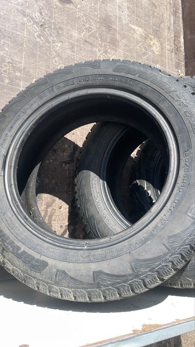 Продам шины 185/65/15