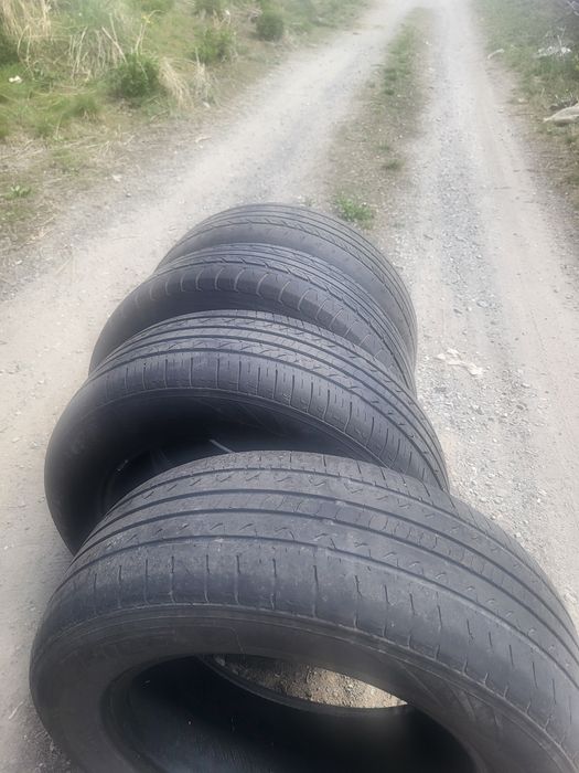 Продам летние резины 215/60 R16