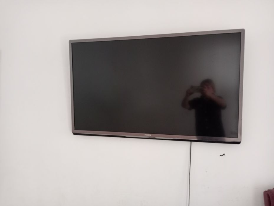 Продам телевизор