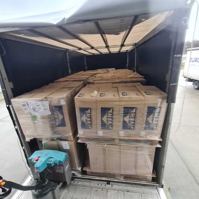 Transport marfă / Mutări / Big-bagg – Dubă prelată cu lift și liză