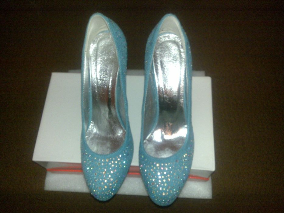 Женская обувь Swarovski