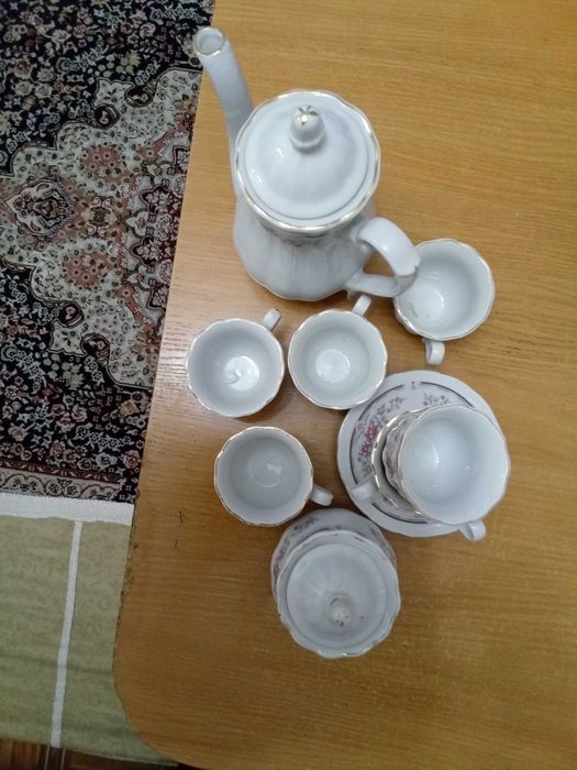 Салатницы хрусталь,ведерки для льда,супница.