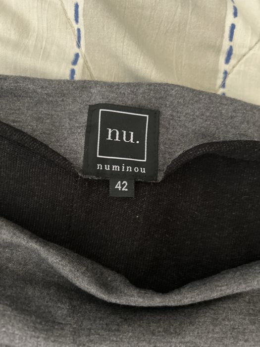 Чисто нова сива рокля