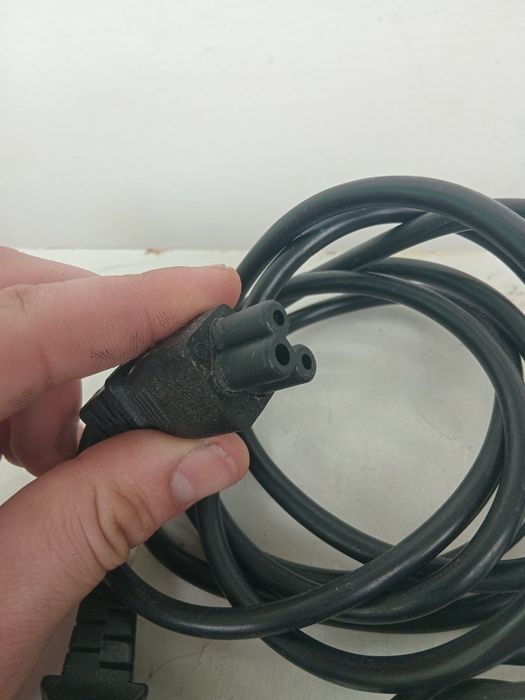 Vand încărcător  leptop HP 18.5V(18,5V)