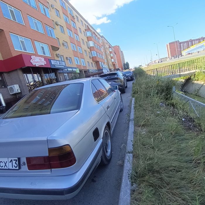Продам БМВ е 34 год 92 2.5 газ бензин