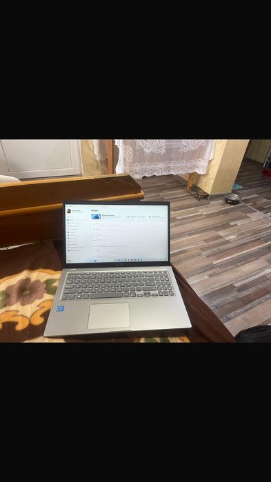 Laptop Asus windows 11