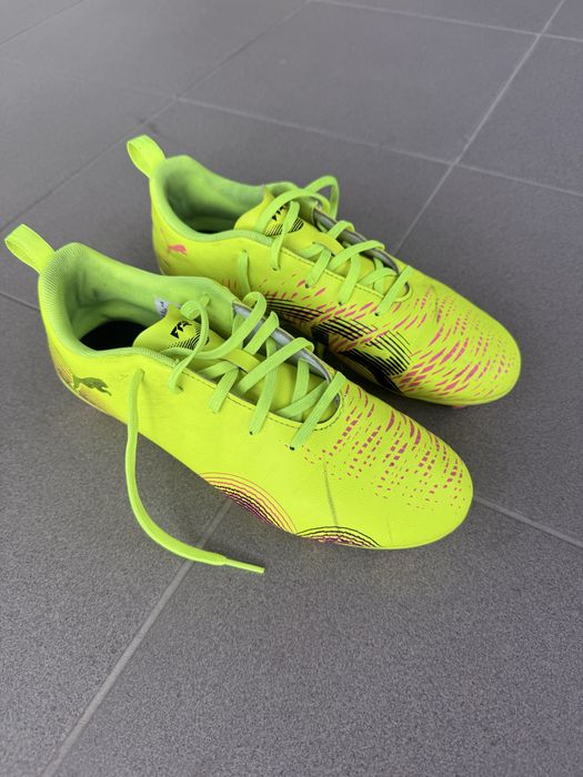 Ghete de fotbal Puma marimea 37