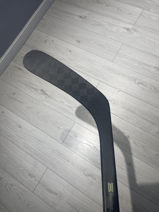 Продам хокейную клюшку