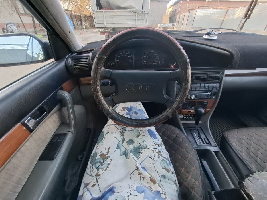 Продам ауди автомат каробка, газ бензин