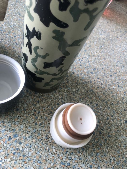 Термосы 0,5л по 500тг