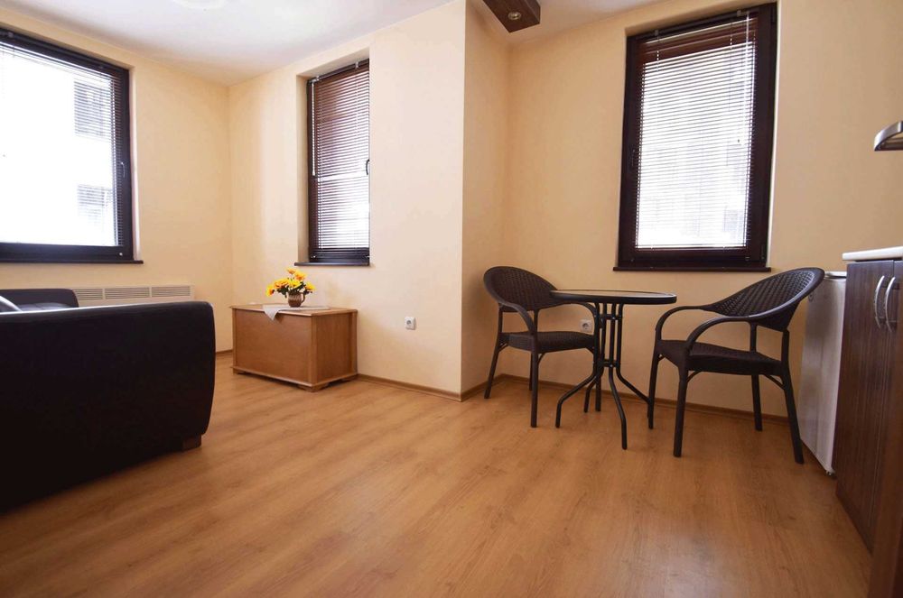 Продава се Тристаен апартамент в Банско - 71 кв.м за 1057 €/кв.м - Снимка #2