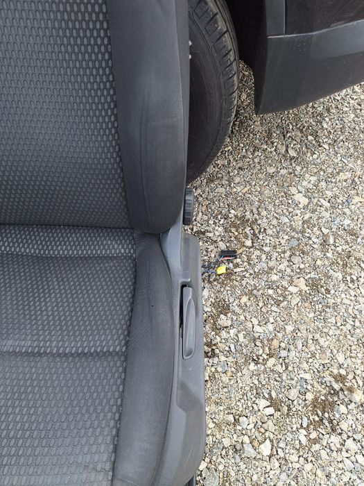 Scaune VW Tiguan stofa cu încălzire scaune fata.