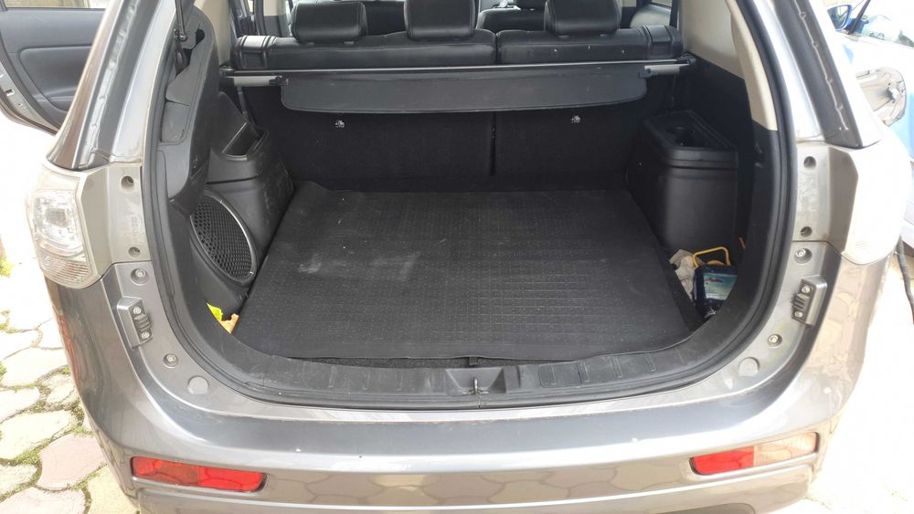 Mitsubishi Outlander 3 phev 2014, 270.000km stare foarte buna.