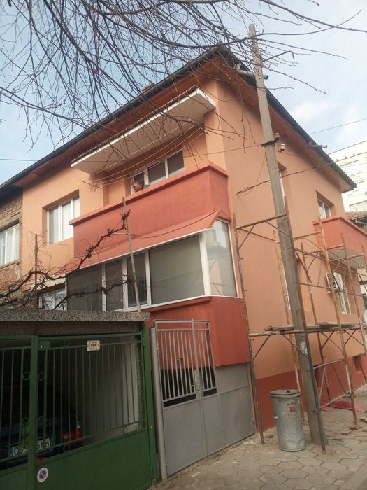 Топлоизолация от скеле със собствено скеле