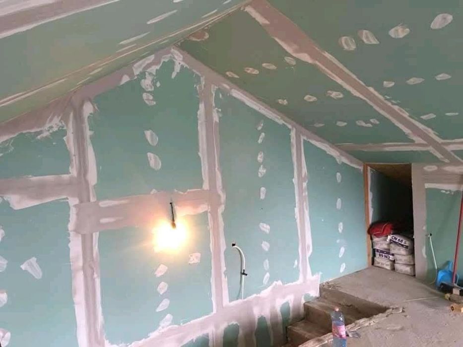 Alpinism utilitar placi beton renovări