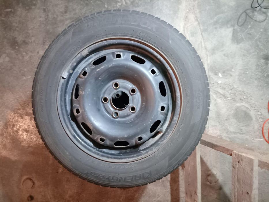 Vand roti 150 lei bucata