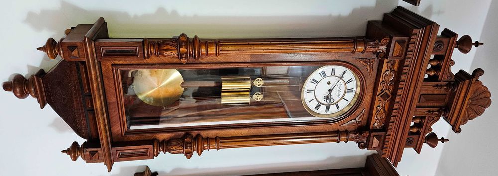 Ceas de perete cu pendul si 2 greutati Kronstadt