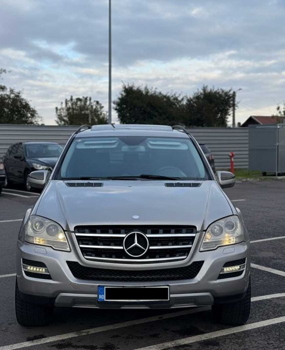 Mercedes ML 3.0 CDI 2009 Proprietar RO 270k km FULL Offroad/Lux 7300€