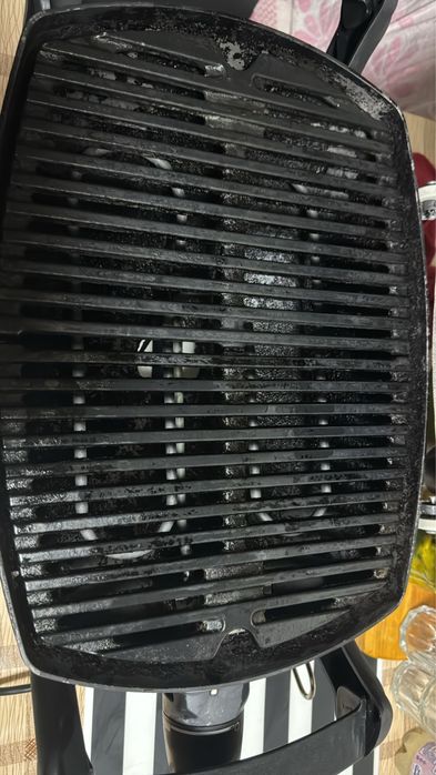 Grătar electric Weber Q 1400 2200 W suprafață de gătire 43x32 cm gri