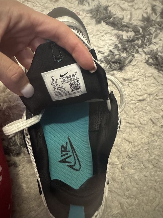 Дамски маратонки на Найк